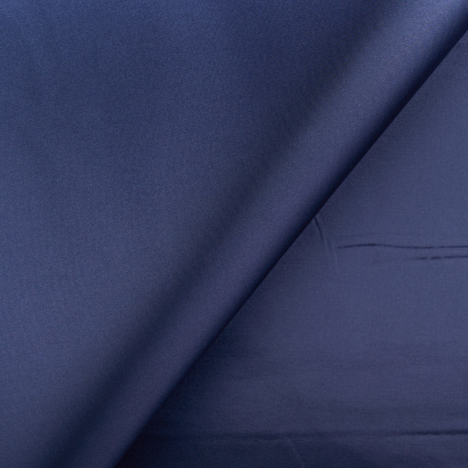 2RasoMacaoBlu318150cm.png Cozzolino - Raso Macao Blu 318 150cm - immagine 1